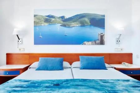 Universal Romantica - 36