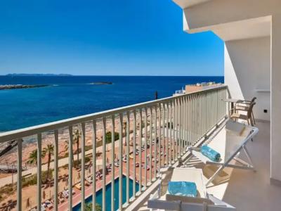 Universal Romantica - 66