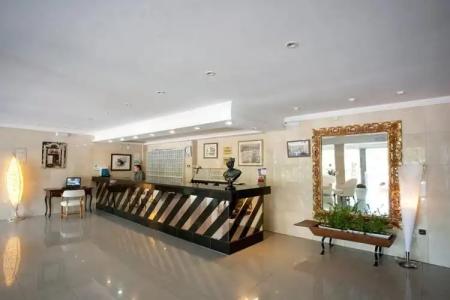 Playamar & Apartamentos - 13