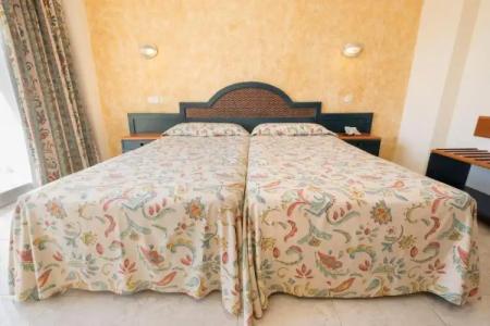 Moon Dreams Coral Beach - 40