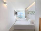 Double room with partial sea view
