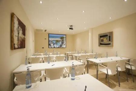 ApartFontanellas Playa - 16