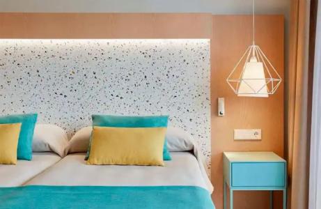 Universal ApartElisa - 29