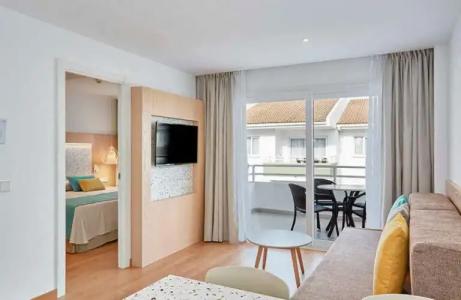 Universal ApartElisa - 27