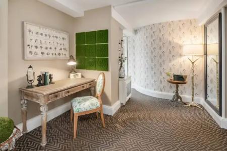 The Lexington, Autograph Collection - 8