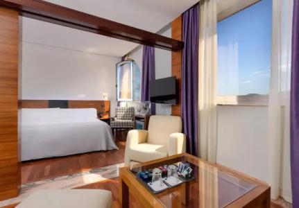 The Lexington, Autograph Collection - 36