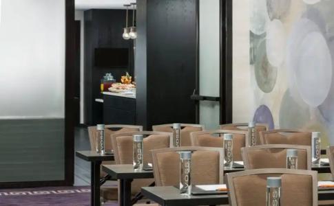 The Lexington, Autograph Collection - 13