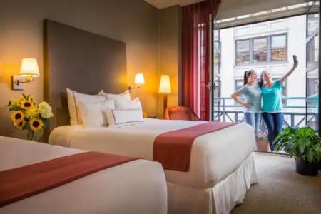 Giraffe by Library Collection - 40