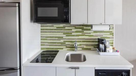 Element New York Times Square West - 36