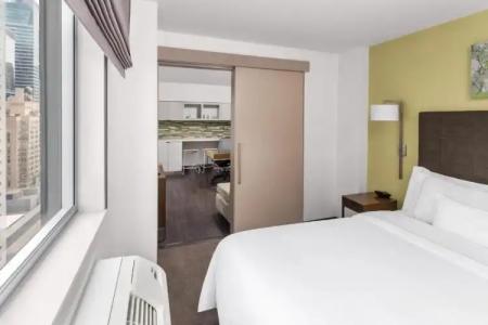 Element New York Times Square West - 50