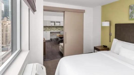 Element New York Times Square West - 55