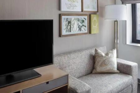 Element New York Times Square West - 42