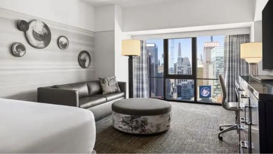 New York Marriott Marquis - 47