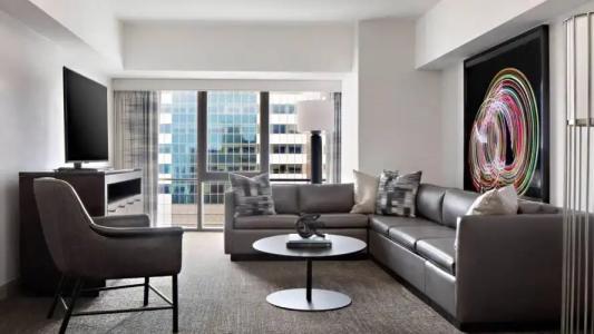 New York Marriott Marquis - 56