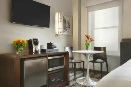 Edison Times Square - 46