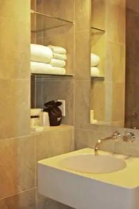 Edison Times Square - 63