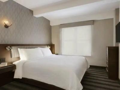 Edison Times Square - 92