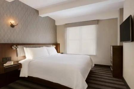 Edison Times Square - 79