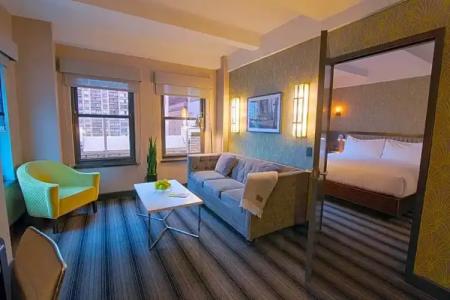 Edison Times Square - 96