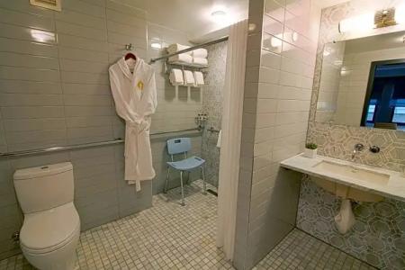 Edison Times Square - 99