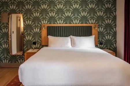 Edison Times Square - 76