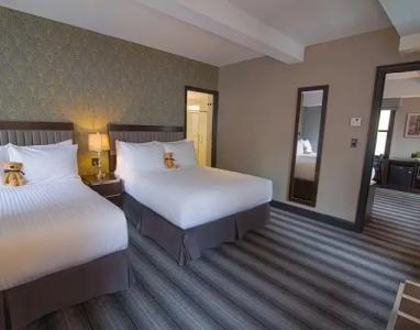 Edison Times Square - 114