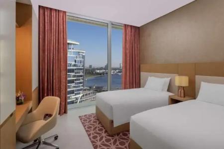  Hilton Dubai Creek & Residences - 4