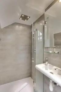 Hôtel Louvre Richelieu - 157