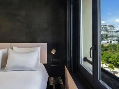 Tribe Paris Batignolles - 18