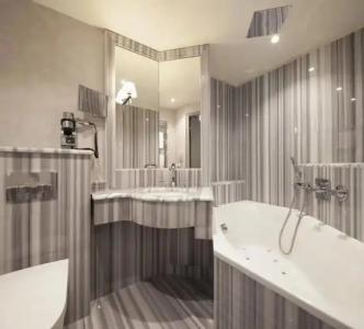 Warwick Champs-Elysées Paris - 15