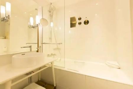 Hôtel du Triangle d'Or - 31