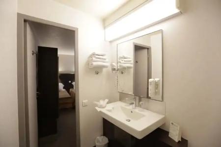 Mercure Paris Gare Montparnasse TGV - 10