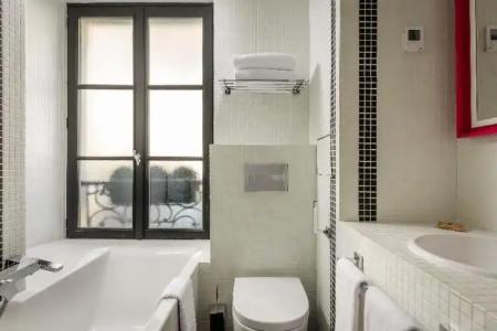 Hôtel Monceau Elysées - 28