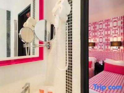 Hôtel Monceau Elysées - 42