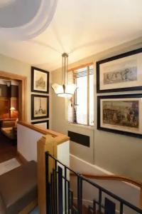 Le Cercle Tour Eiffel - 12