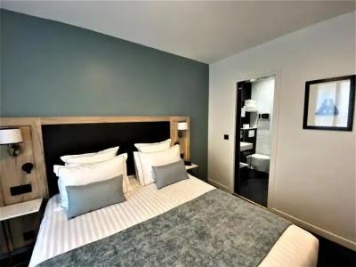 Le Cercle Tour Eiffel - 27