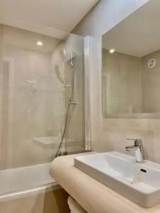 Hôtel Central Saint Germain - 31