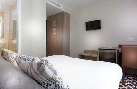 Hôtel International - 64