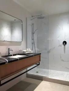 Paris Marriott Opera Ambassador - 77