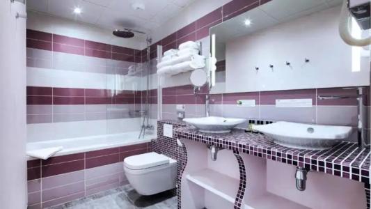 Hôtel du Plat d'Etain - 121