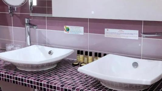 Hôtel du Plat d'Etain - 123