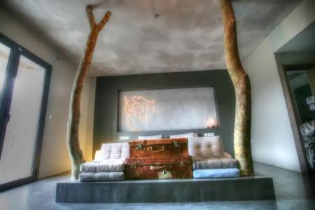 Oniropetra Boutique - 81