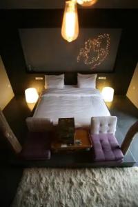 Oniropetra Boutique - 83