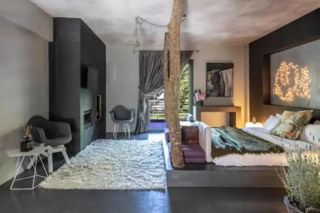 Oniropetra Boutique - 73