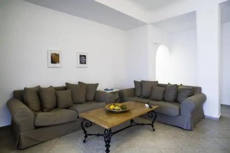 Aeri Villas & Apartments - 12