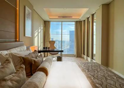 Renaissance Business Bay - 17