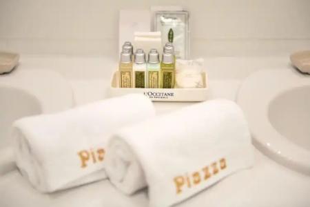 Piazza Heritage - 85