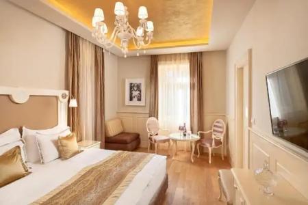 Piazza Heritage - 45