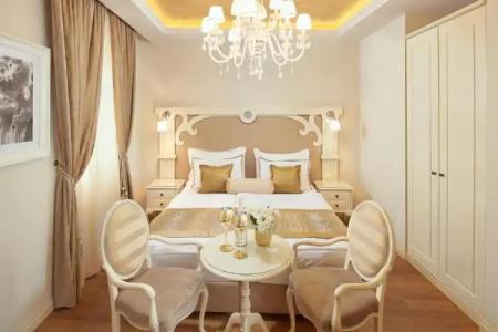 Piazza Heritage - 44