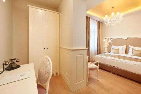 Piazza Heritage - 58